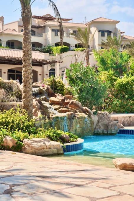 Amazing Beachfront Townhouse Chalet Ain Sokhna Villa Ain Sukhna Eksteriør billede