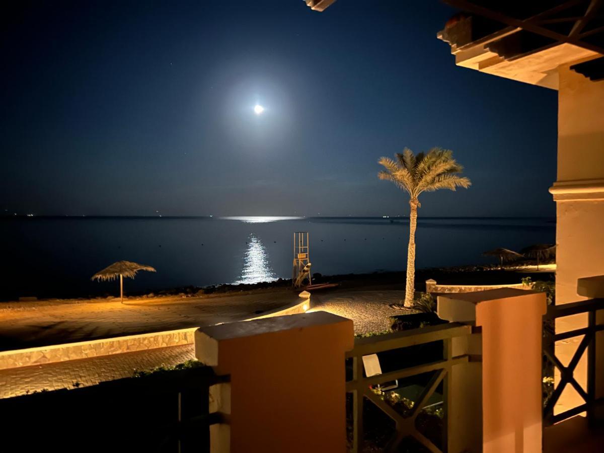 Amazing Beachfront Townhouse Chalet Ain Sokhna Villa Ain Sukhna Eksteriør billede